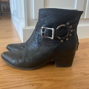 Frye leather ankle boots snakeskin pattern